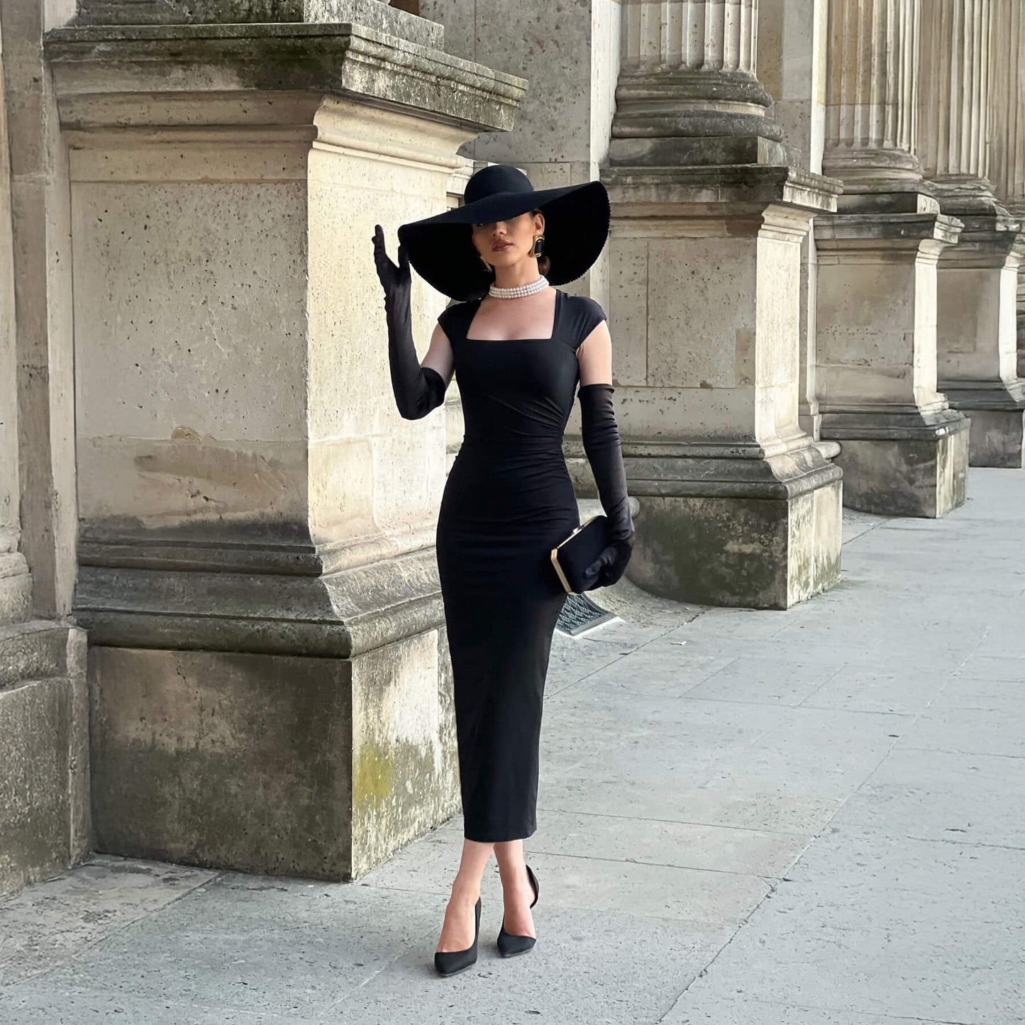 Elegant Black Square Neck Bodycon Dress with Gloves
