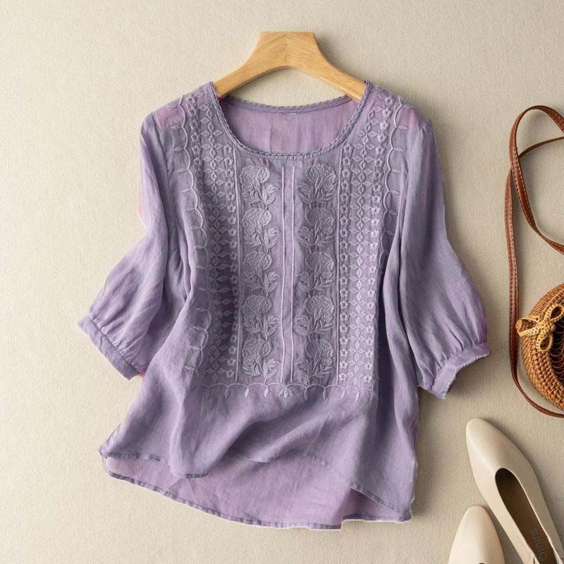 Aurora | Embroidered Vintage Blouse