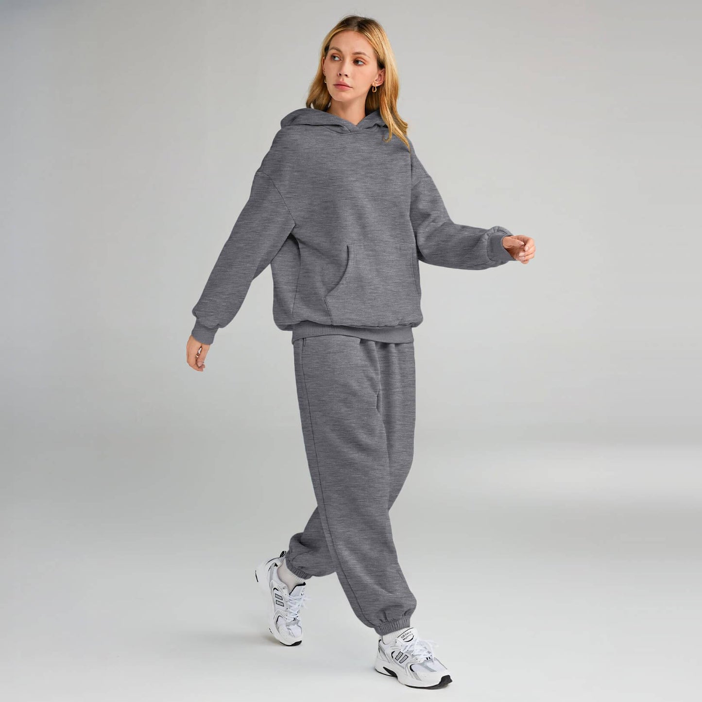 Women’s cosy hoodie and joggers set