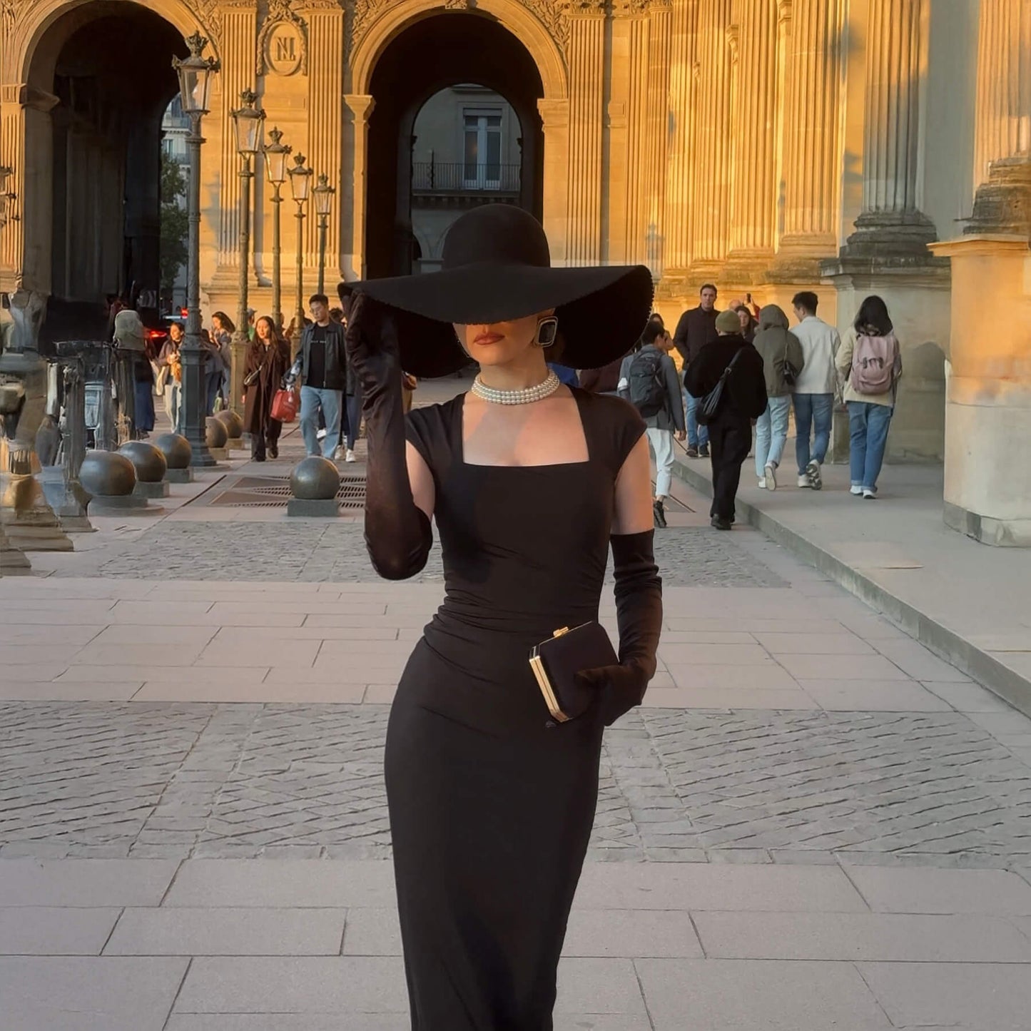 Elegant Black Square Neck Bodycon Dress with Gloves