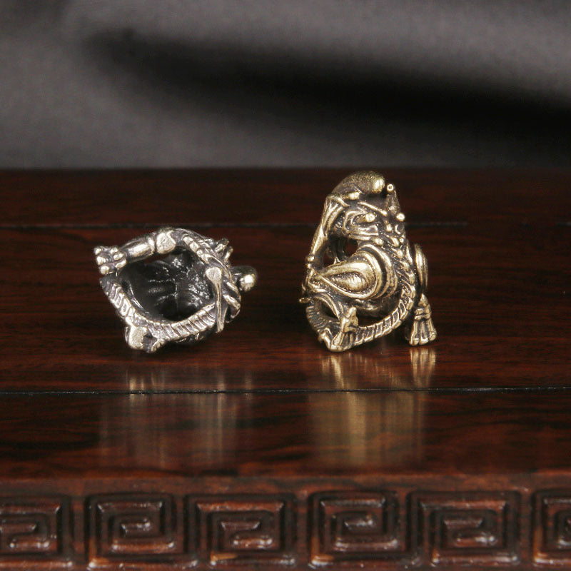 Handmade Xenomorph Keyring Pendant