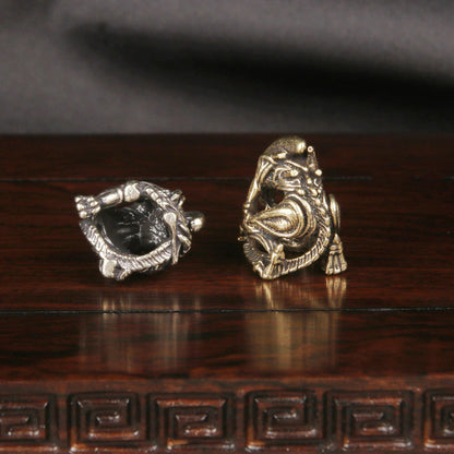 Handmade Xenomorph Keyring Pendant